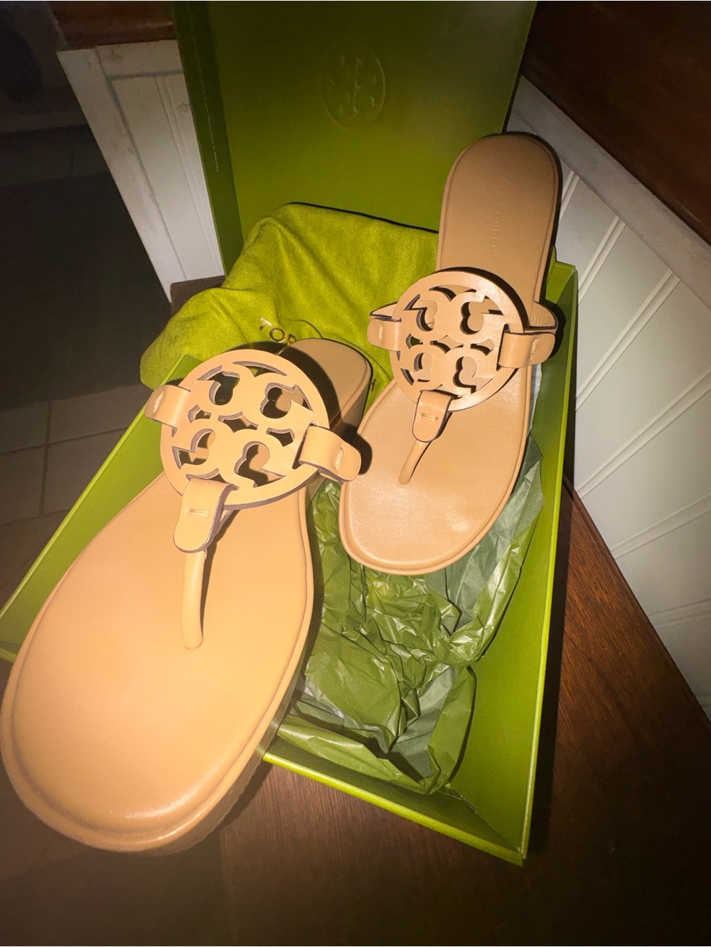 Tory Burch Miller Wedge Sandal SZ 8 - NEW! + Box & Dust Bag! - Picture 7 of 13
